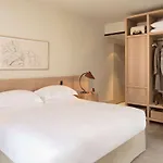 Hyatt Regency Chantilly Szálloda 4*