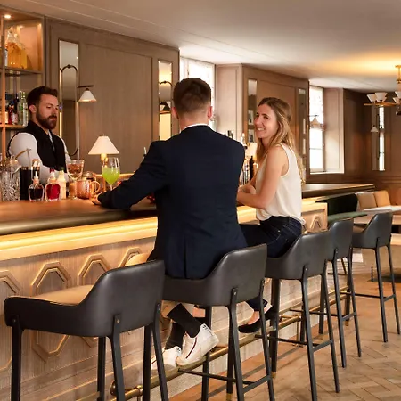 Hyatt Regency Chantilly מלון 4*