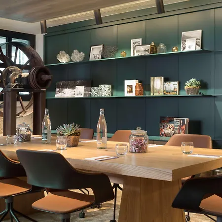 Hyatt Regency Chantilly Hotel 4*