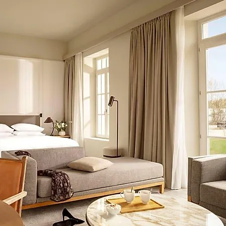 Hyatt Regency Chantilly 4* Vineuil-Saint-Firmin