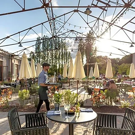 Hyatt Regency Chantilly Hotel 4*