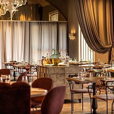 Hyatt Regency Chantilly Vineuil-Saint-Firmin
