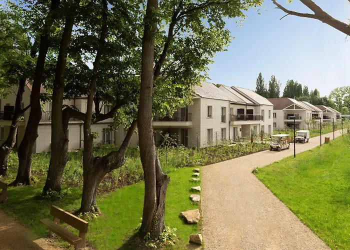 Hyatt Regency Chantilly 4* Vineuil-Saint-Firmin