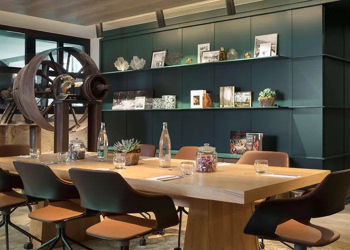 Hyatt Regency Chantilly מלון 4*