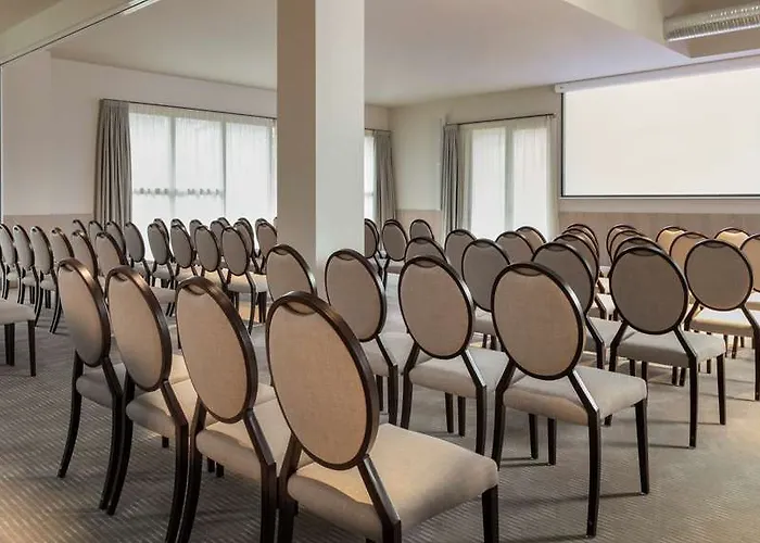 Hyatt Regency Chantilly 4* Vineuil-Saint-Firmin