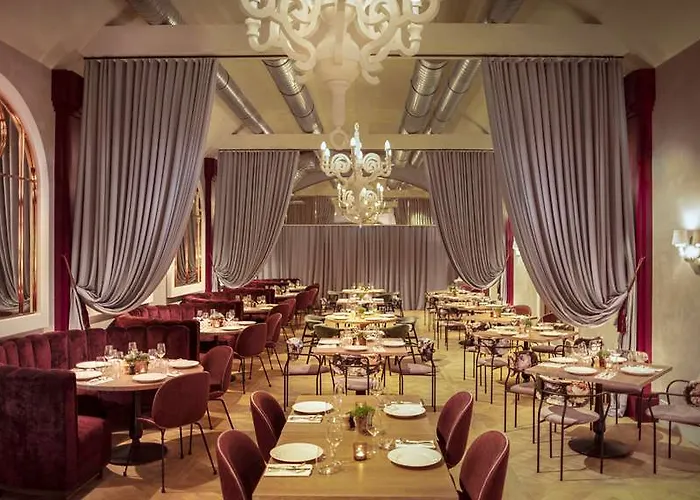 Отель Hyatt Regency Chantilly Vineuil-Saint-Firmin